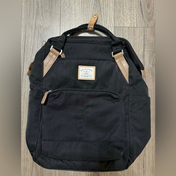MYD Australia Black and Tan Men's Backpack